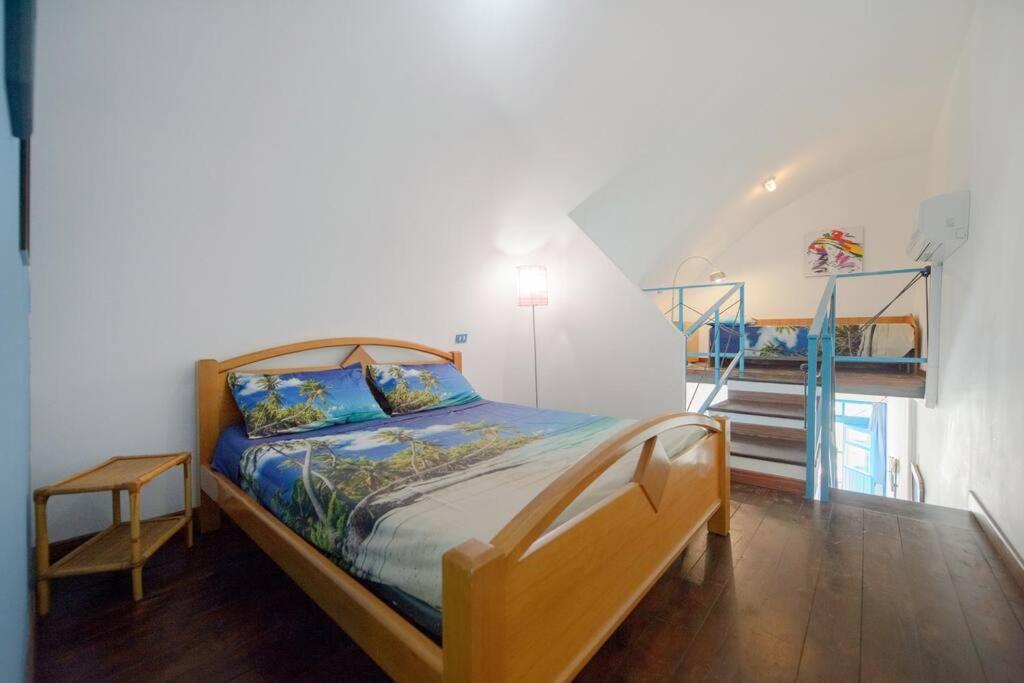 Casa Sottorar - Loft Open Space In Corricella Procida Exterior foto